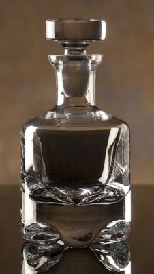 GET GL-CRF-42 Silhouette Glass Decanter, 38 oz., 8-16/25, S/S Lid